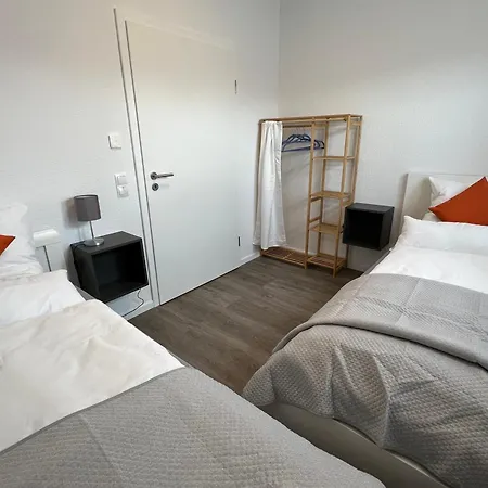 Golden Delicious Ebenerdig Carport Terrasse Neubau Netflix Free Wifi 2 Schlafzimmer Küche Gästewc Apartment Meppen
