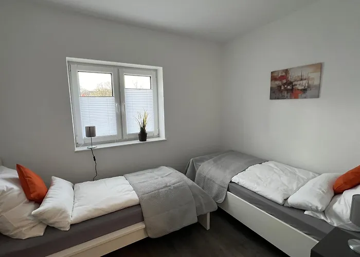 Golden Delicious Ebenerdig Carport Terrasse Neubau Netflix Free Wifi 2 Schlafzimmer Küche Gästewc Meppen